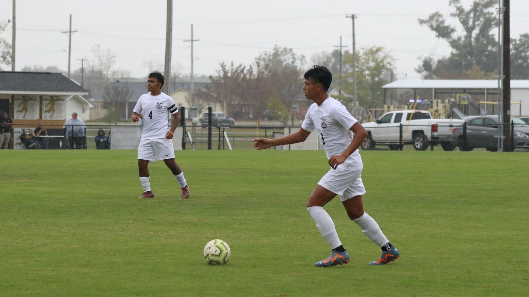 Bulldogs utilize quick scoring, suffocating defense to shutout Panthers